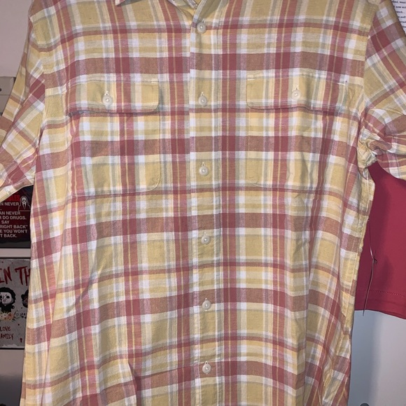Men’s Lucky Brand and Izod Summer Outfit - Picture 2 of 16